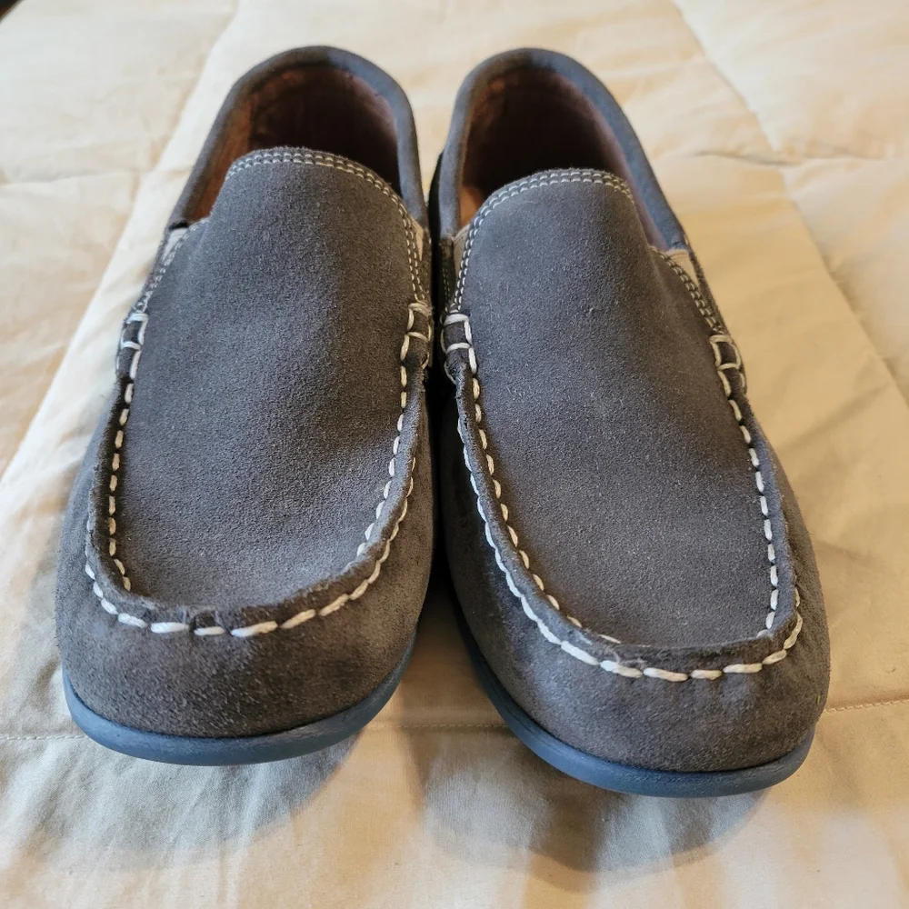 Florsheim kids grey loafers with large stitching